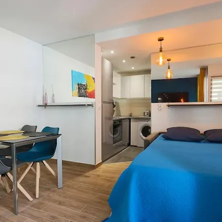 Centre A 2 Pas De La Vieille Ville, Plages Antibes